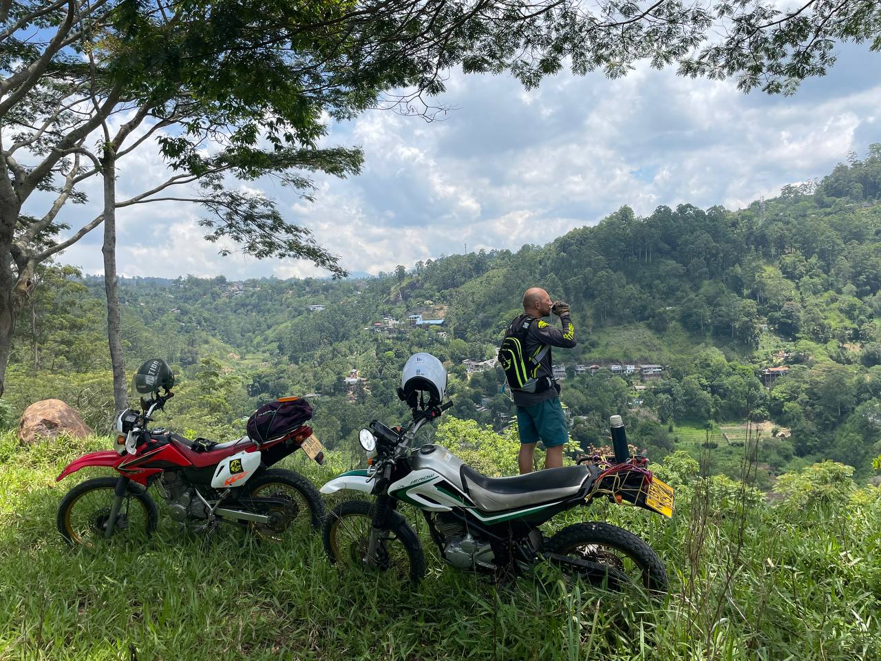 Danang coastline enduro